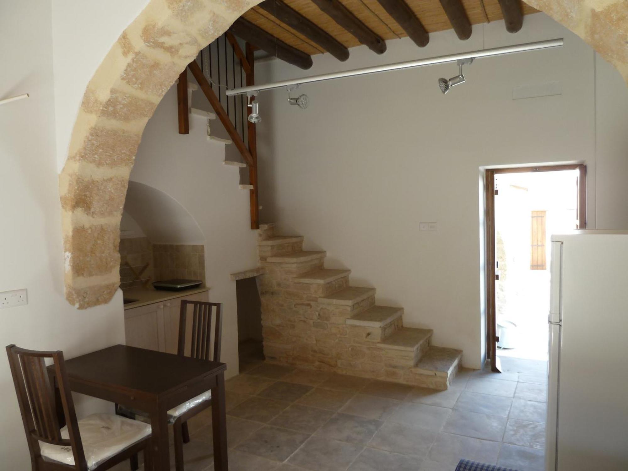 To Archontiko Tis Anastasias Athienou Exterior photo