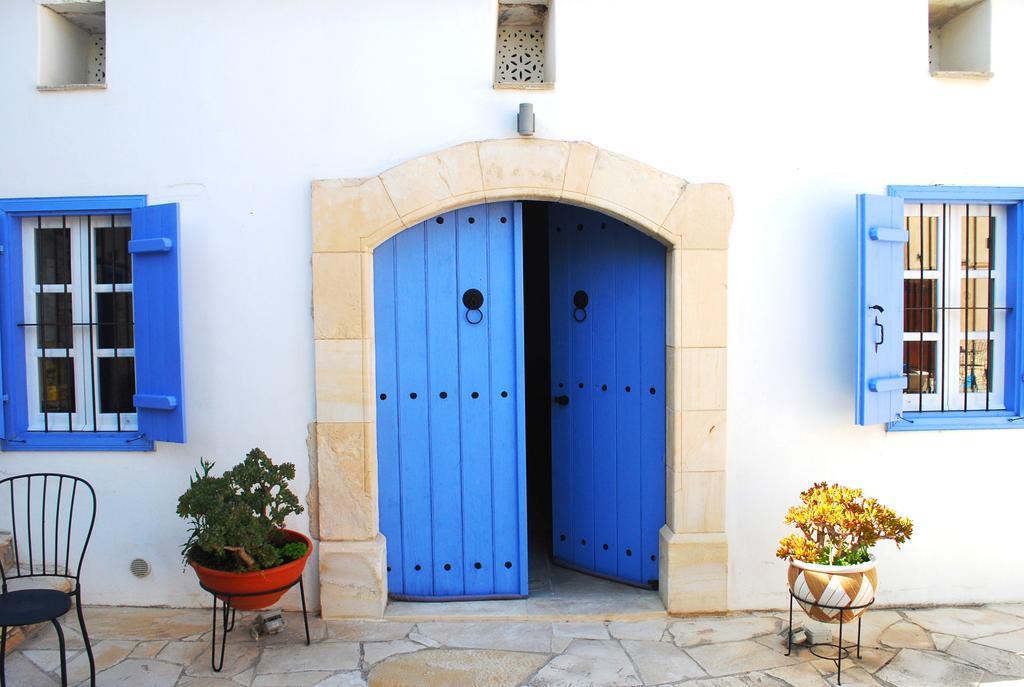 To Archontiko Tis Anastasias Athienou Exterior photo